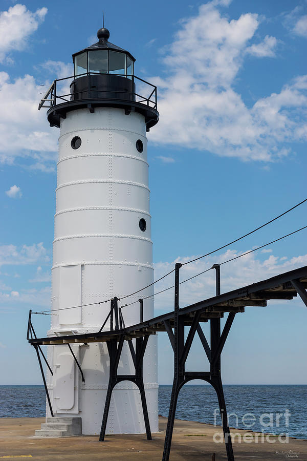 Manistee Lighthouse Photograph by Jennifer White | Fine Art America