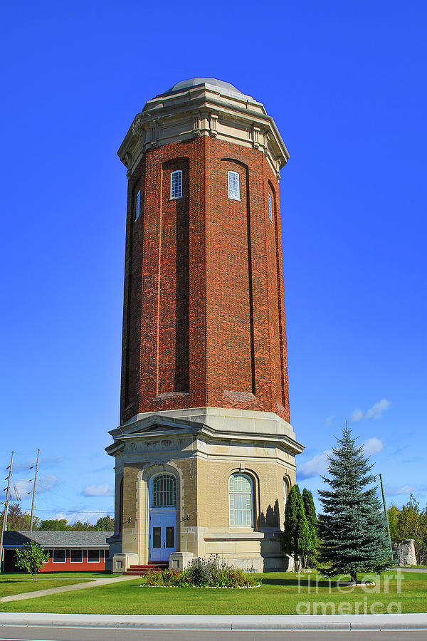 Manistique Historical Water Tower -2097 Photograph by Norris Seward