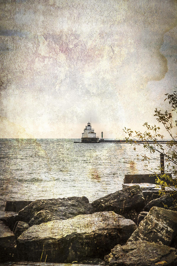 Manitowoc Breakwater Lighthouse 2015-1 Photograph by Thomas Young