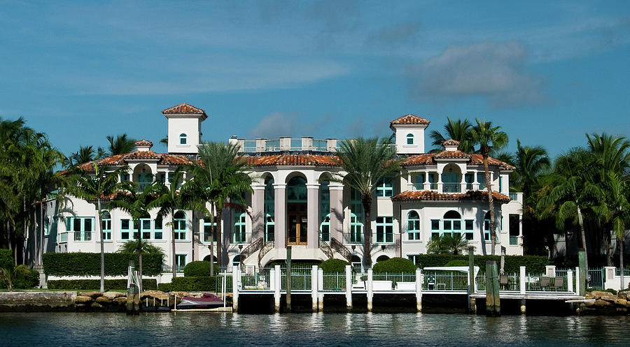 Mansion - Fort Lauderdale Intercoastal Waterway, Florida Photograph by ...