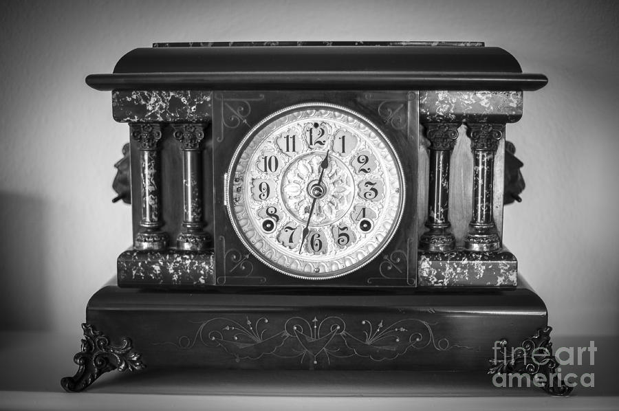 Mantle Clock Photograph