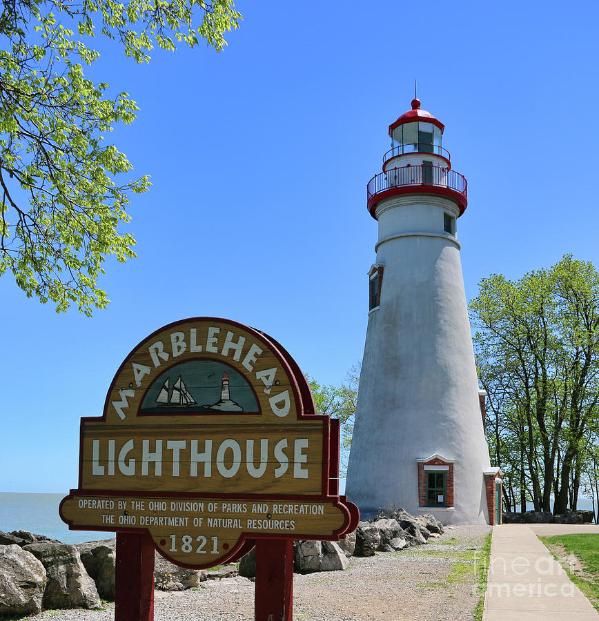 Marblehead Lighthouse 0898 Photograph by Jack Schultz