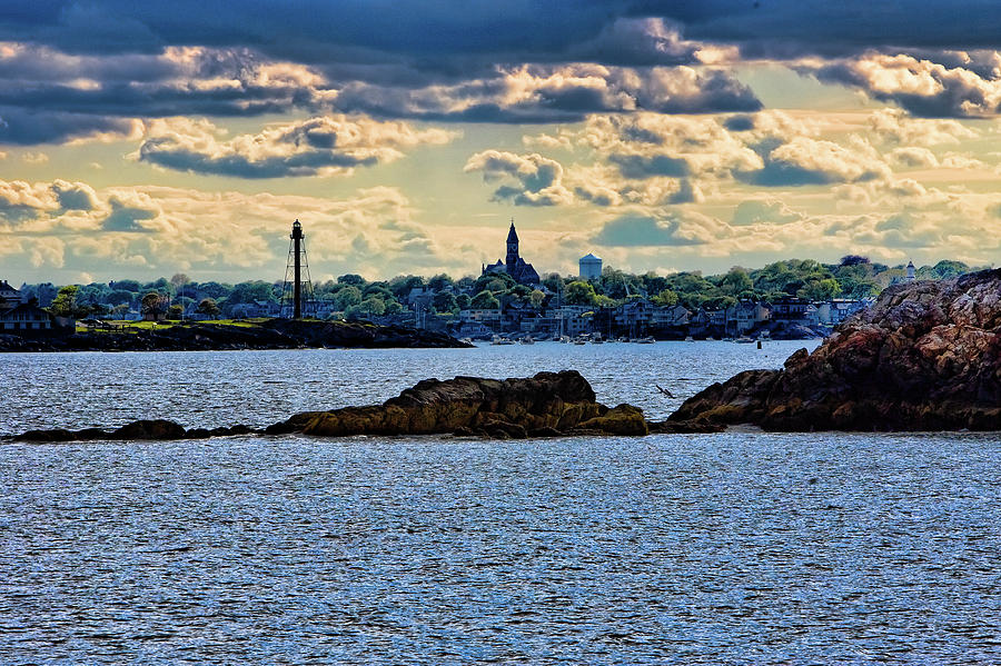 Marblehead points to the ocean Photograph by Jeff Folger