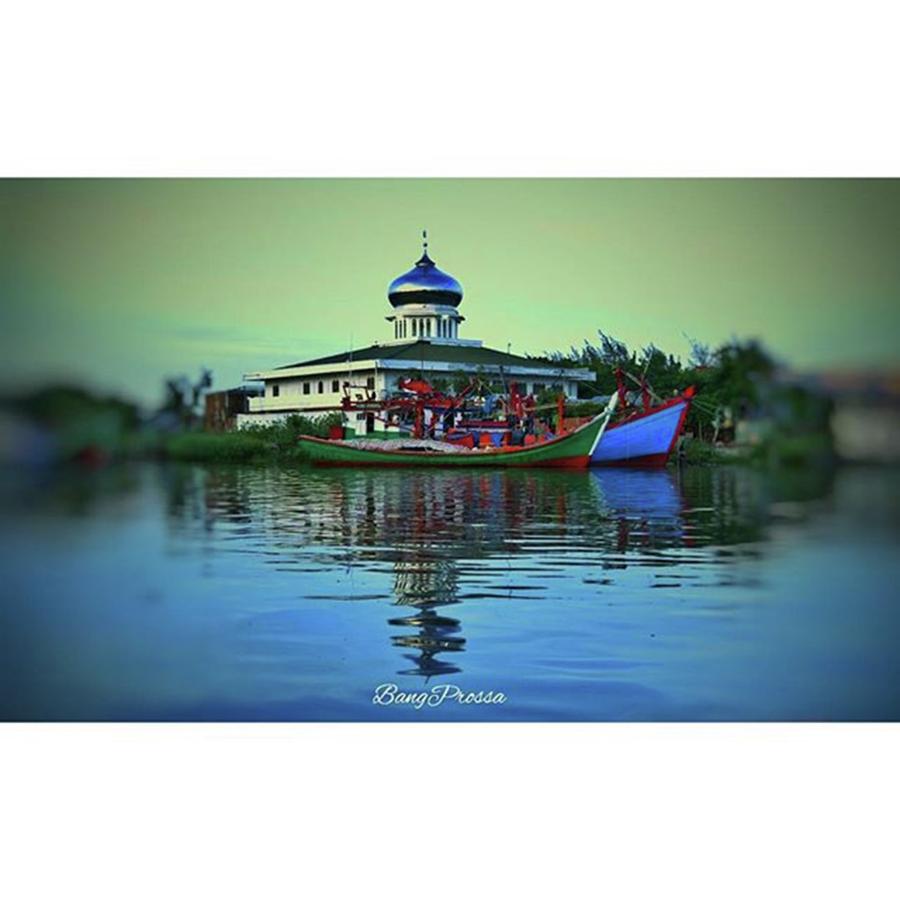 Boat Photograph - Marhaban..
barangsiapa Yang Berpuasa by Bang Prossa