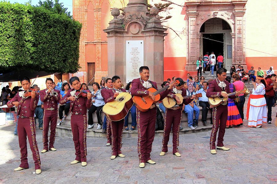 Mariachis in San Miguel de Allende, Mexico Photograph by Robert McKinstry