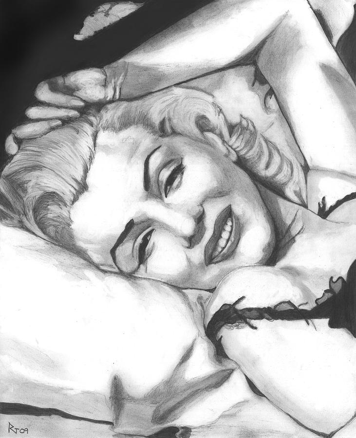 Marilyn Monroe Drawing - Marilyn Monroe by Russell Griffenberg