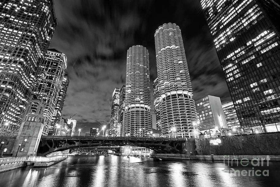Chicago Photograph - Marina City Chicago by Jeff Lewis