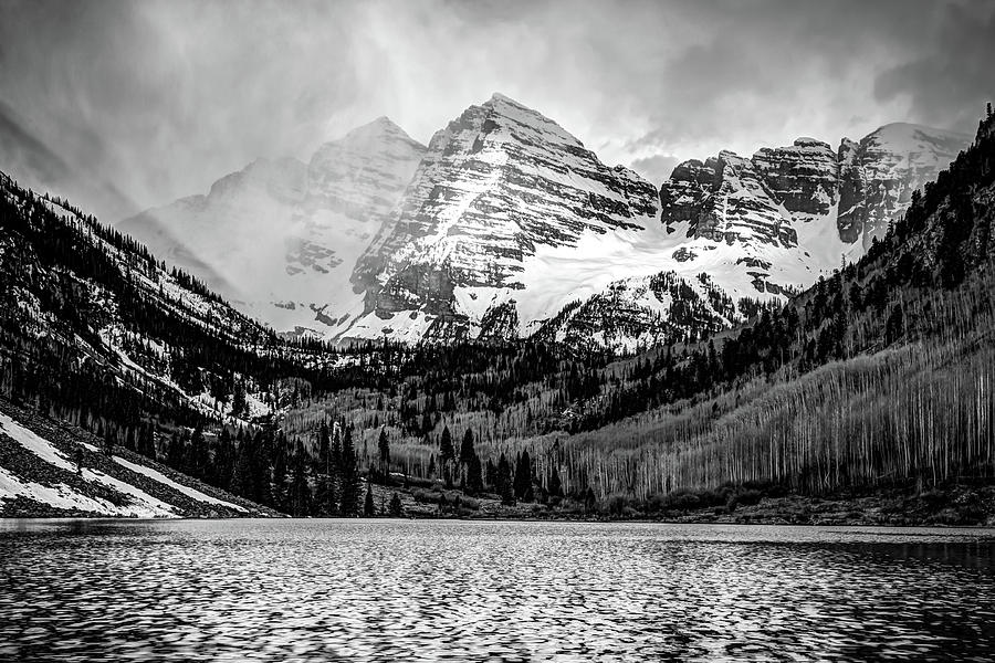 Maroon Bells Cloudy Mountain Landscape - Black and White Wall Art Photograph by Gregory Ballos