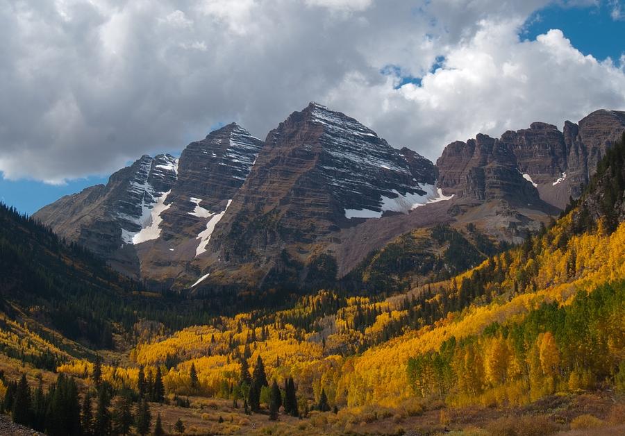 Maroon Bells Peaks Photograph by Cascade Colors