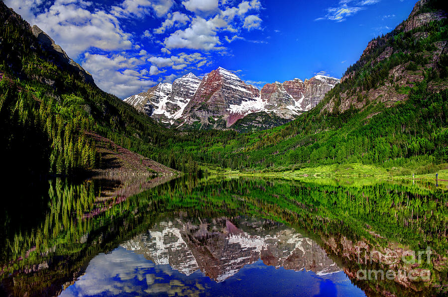 Maroon Bells Reflections Photograph by Jean Hutchison