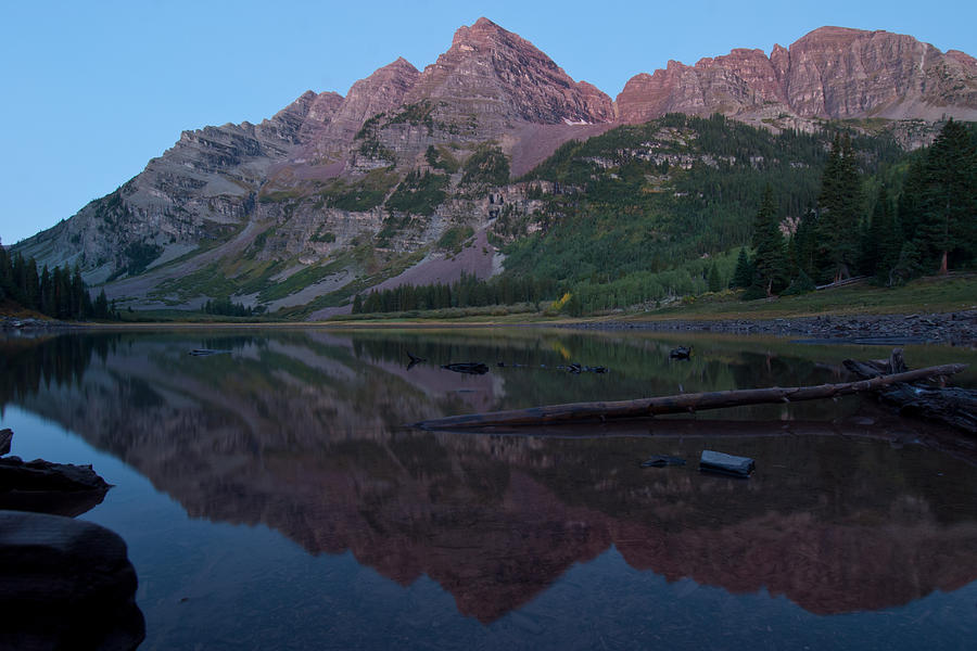Maroon Bells Sunrise Photograph by Cascade Colors