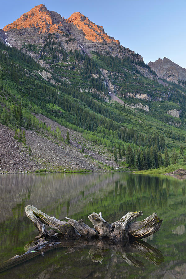 Maroon Lake and Elk Mountain Sunrise Photograph by Dean Hueber - Pixels