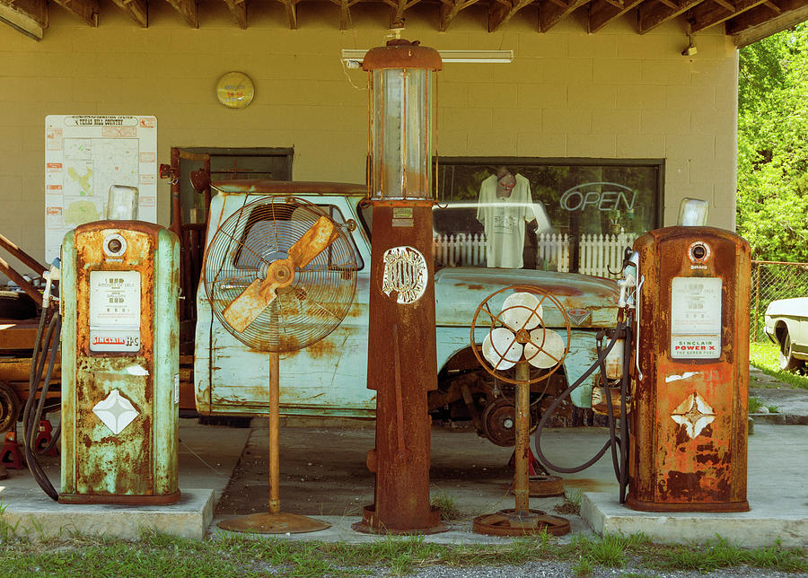 Marquardt Garage - Sinclair Gas Pumps - Sisterdale Texas Photograph by Debra Martz