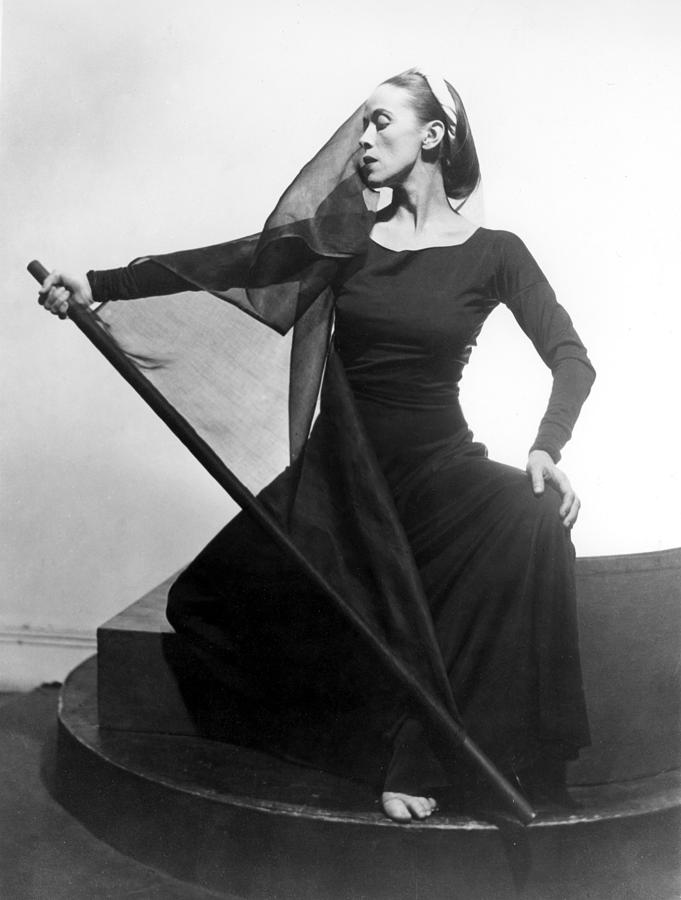 Barefoot Photograph - Martha Graham In Her Tragic Holiday by Everett