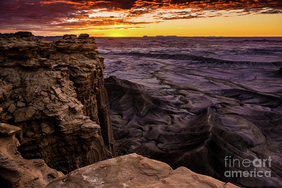 Southern Utah Desert Sunrise - Hanksville Photograph by Gary Whitton