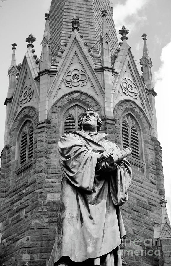 Martin Luther On Thomas Circle Photograph