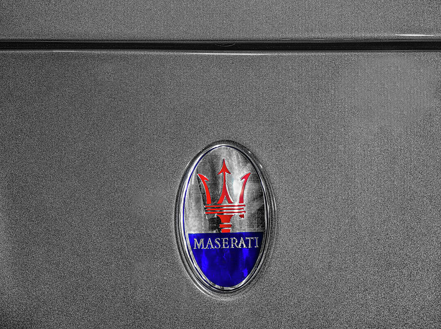 Maserati GranTurismo v12 Photograph by John Straton