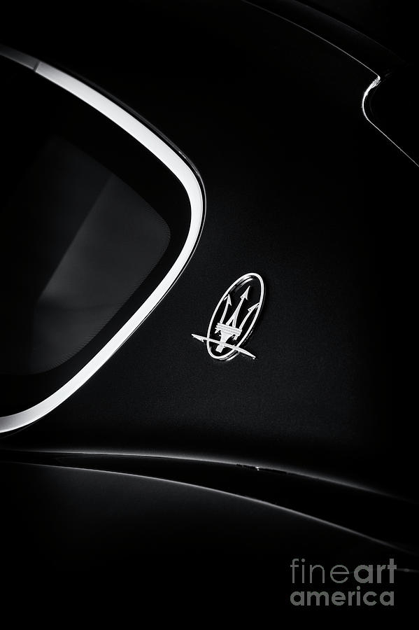 Abstract Photograph - Maserati GranTurismo V8 by Tim Gainey