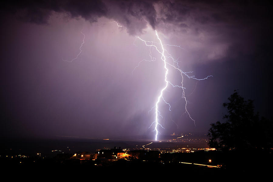 massive-lightning-storm-ron-chilston.jpg