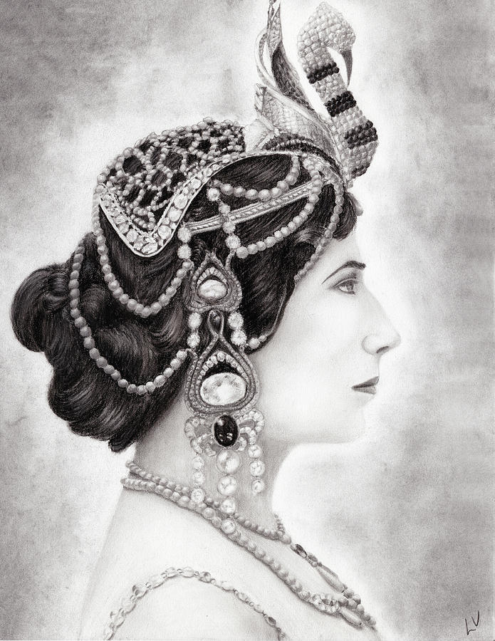  Mata  Hari  Drawing by Lynette Vinck