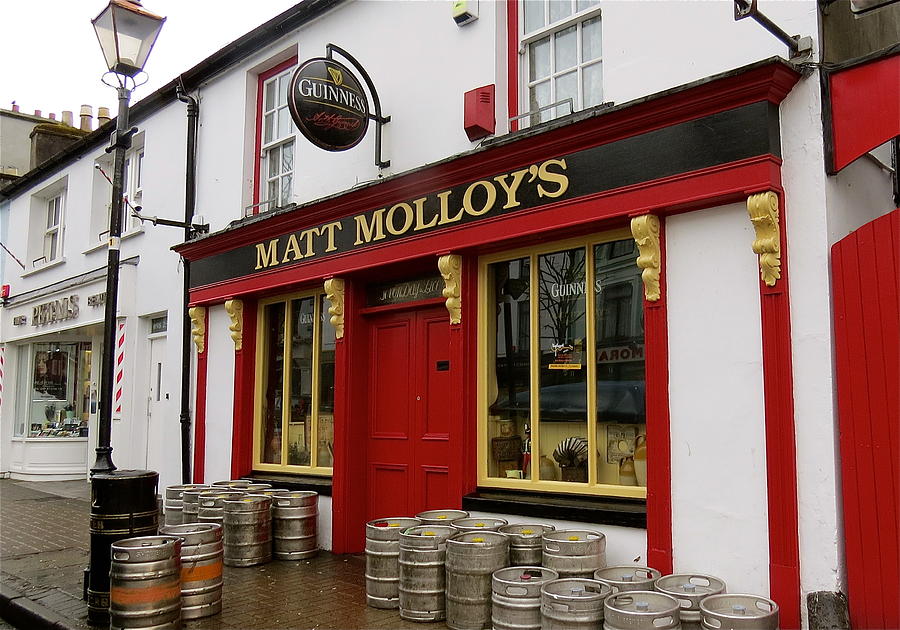 Matt Molloys Pub Westport Ireland Photograph by Melinda Saminski