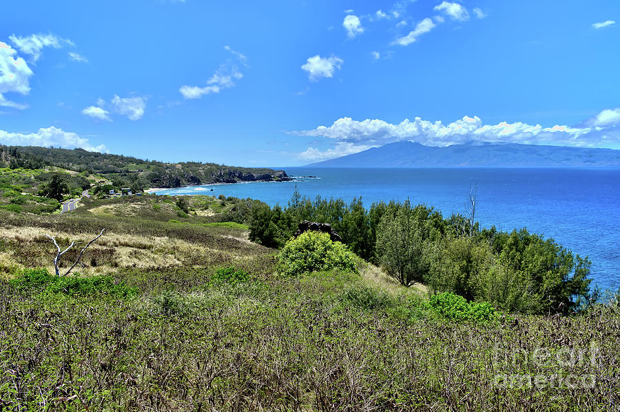 Maui North Coastline Photograph by Eddie Yerkish