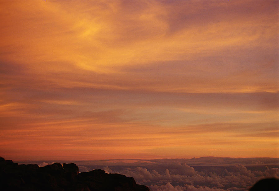 Maui Sunrise Photograph by Gary Cloud