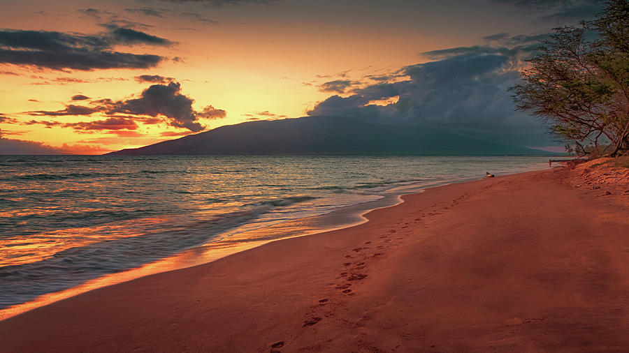 Maui Sunset 3 Photograph by Susan Rissi Tregoning
