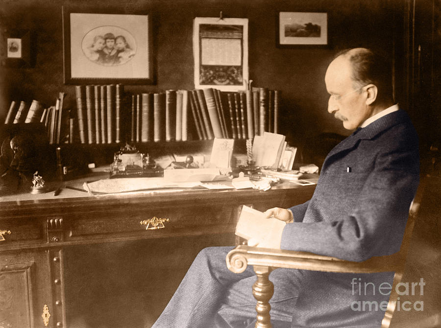 Max Planck, German Physicist Photograph by Science Source
