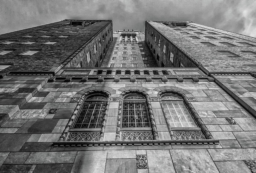 Mayo Clinic Plummer Building Photograph by Tom Gort