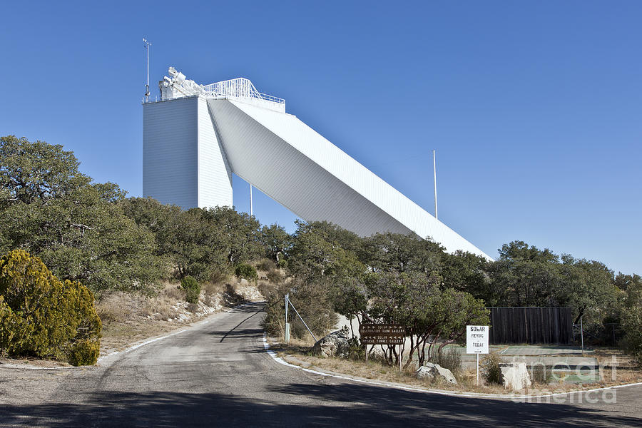 Mcmath-pierce Solar Telescope Photograph by Inga Spence