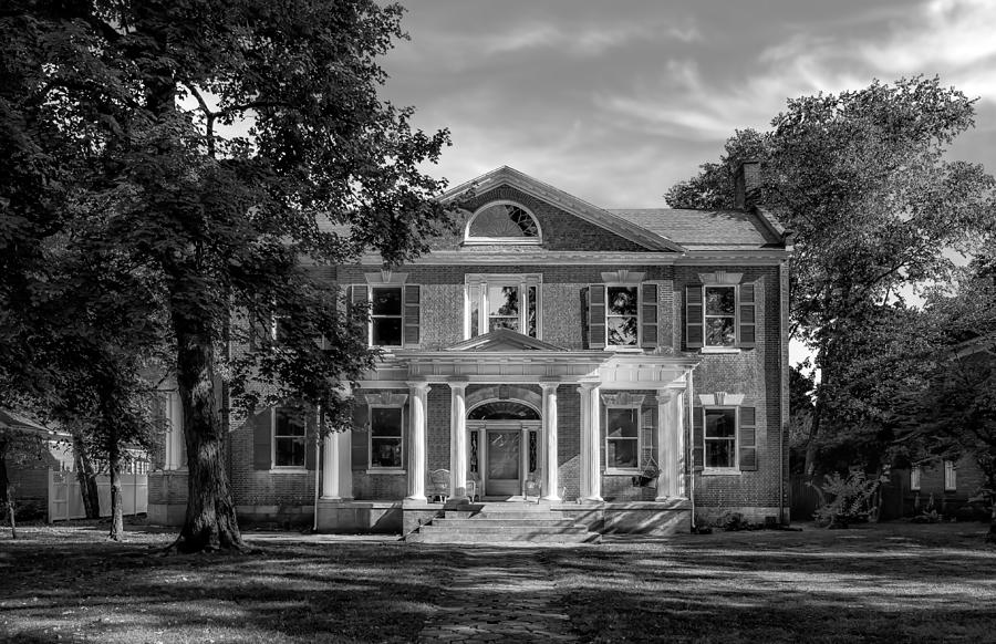 McMeeking-Muir House - Bardstown - 1820 - 2 Photograph by Frank J Benz