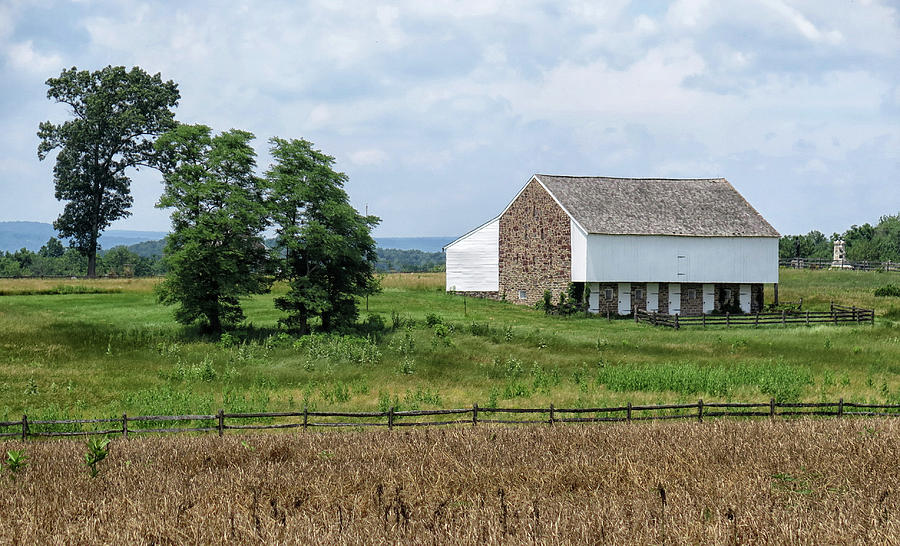 McPherson Barn At Gettysburg Photograph by Dave Mills