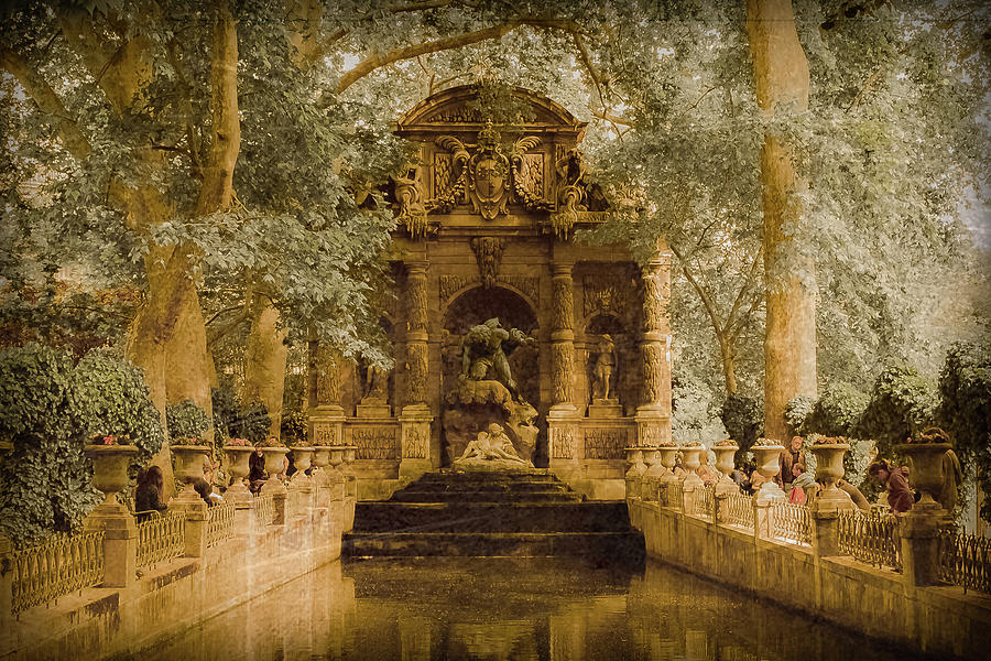 Paris, France - Medici Fountain Oldstyle Photograph by Mark Forte