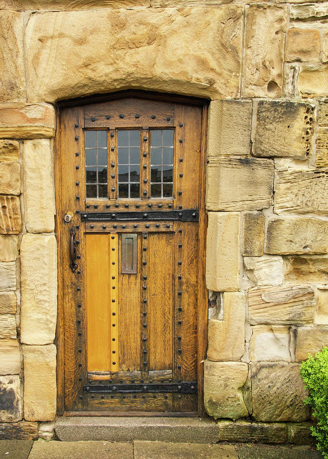 medieval-cathedral-wooden-door-and-ironwork-sallye-wilkinson.jpg