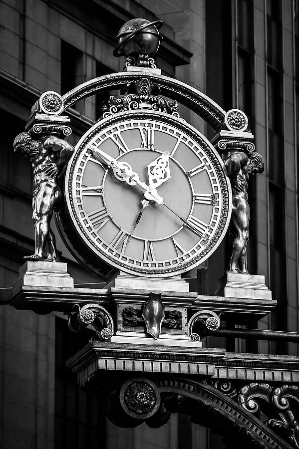 Pittsburgh Photograph - Meet Me Under The Clock BW by John Duffy