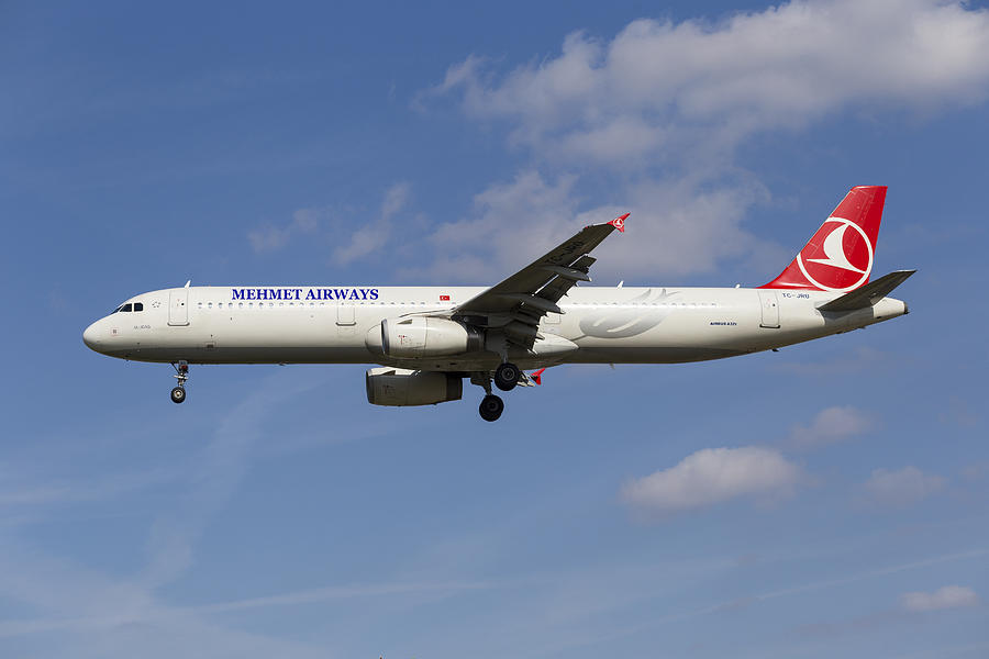 Mehmet Airways Airbus A321 Photograph by David Pyatt