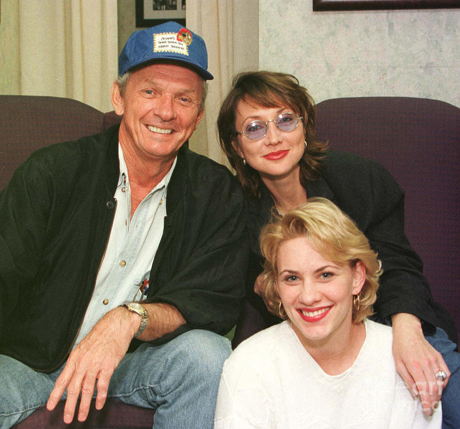 Mel Tillis And Daughters by JS Stewart