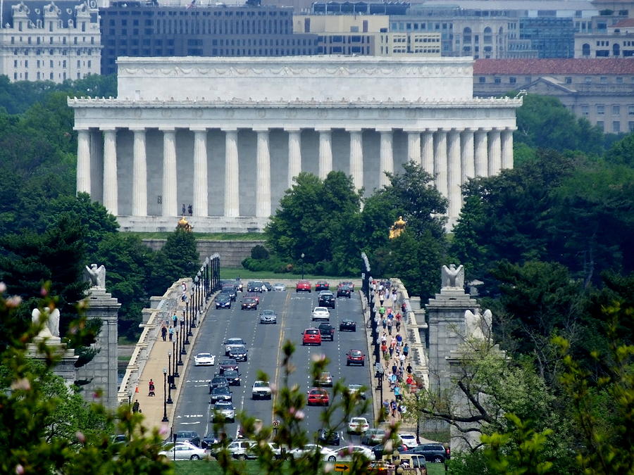 Memorial Bridge and Lincoln Memorial Photograph by Donna Onwona - Fine ...