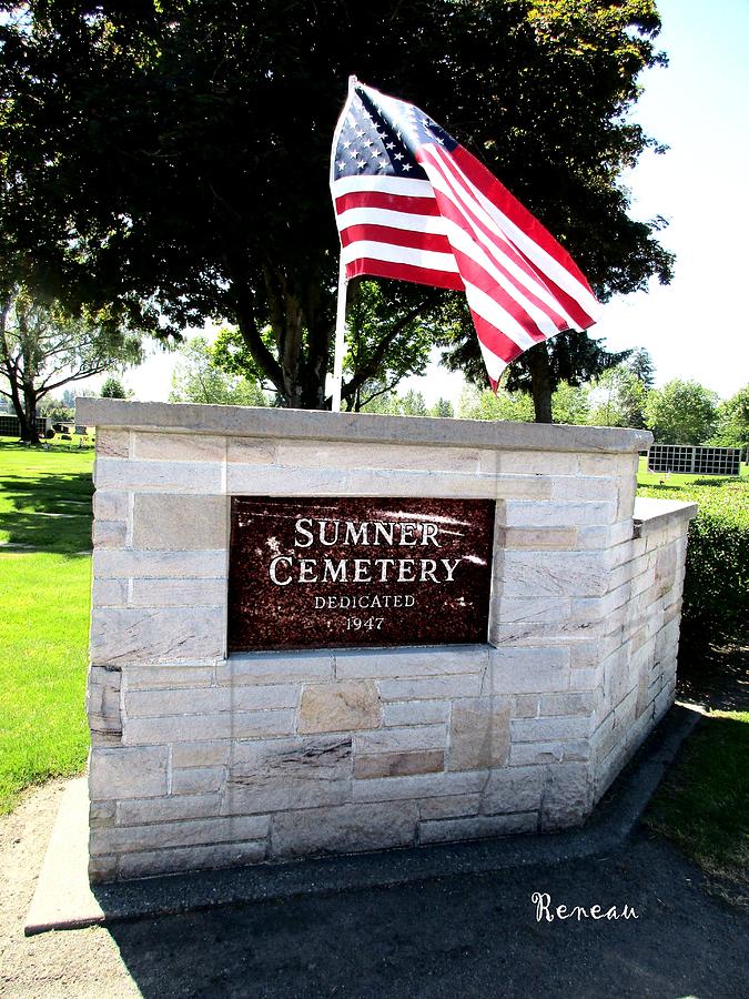 Memorial Day 2017 - Sumner W A Cemetery Photograph by A L Sadie Reneau