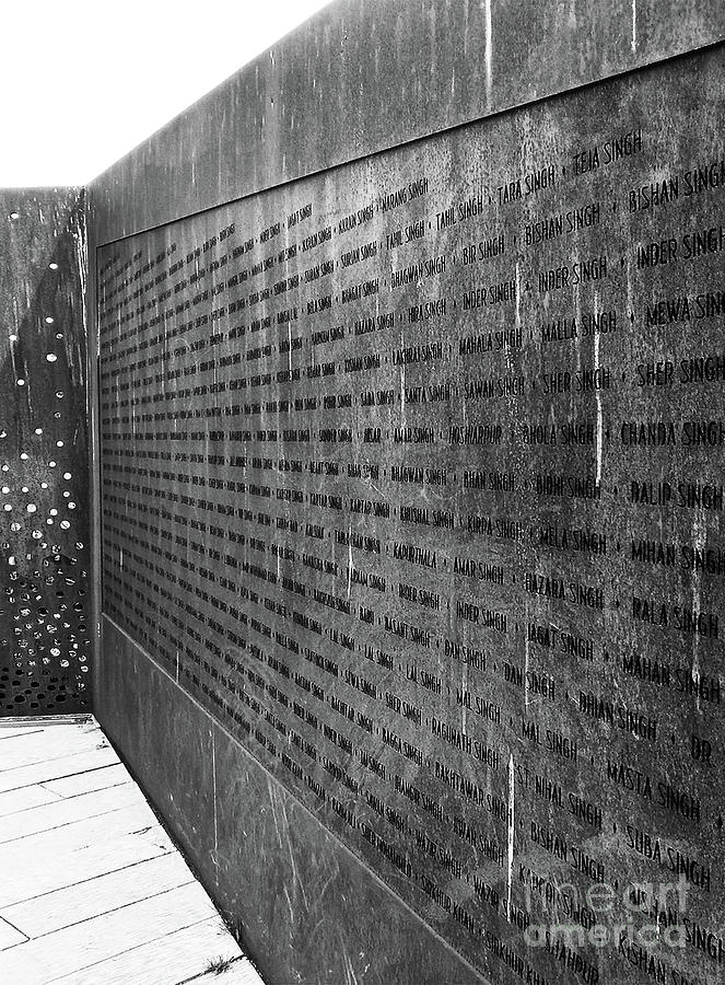 Memorial Wall Photograph by Fei A