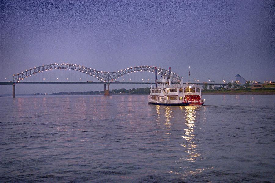 Memphis Riverboat Photograph by James C Richardson