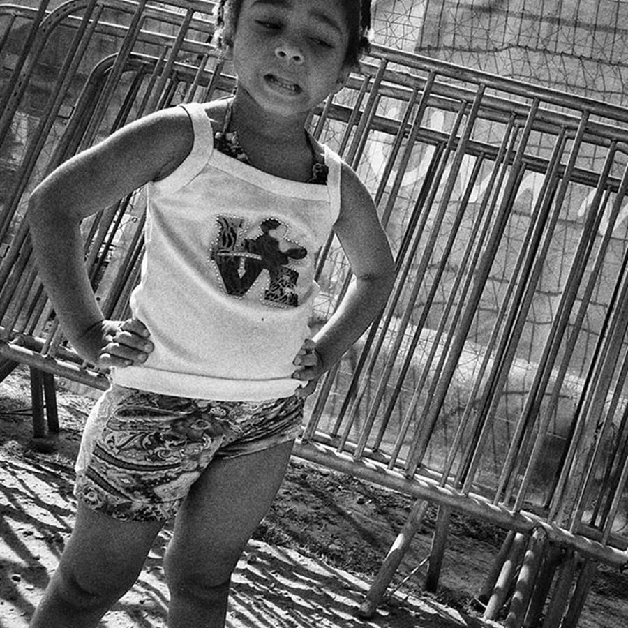 City Photograph - Menina

#girl #child #people by Rafa Rivas