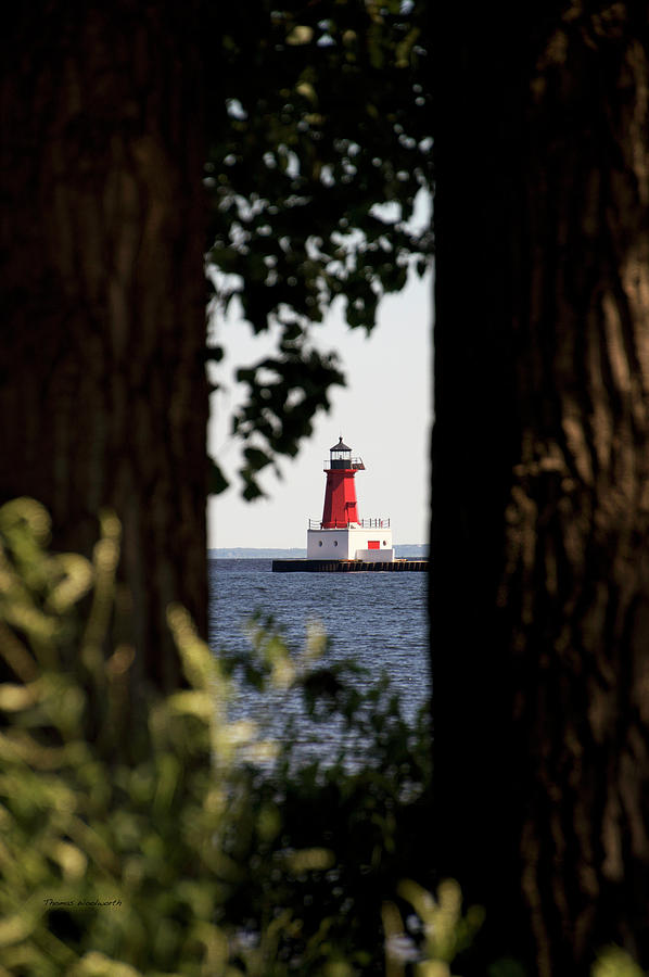 Menominee Pierhead Lighthouse Wisconsin Vertical 01 Photograph by Thomas Woolworth