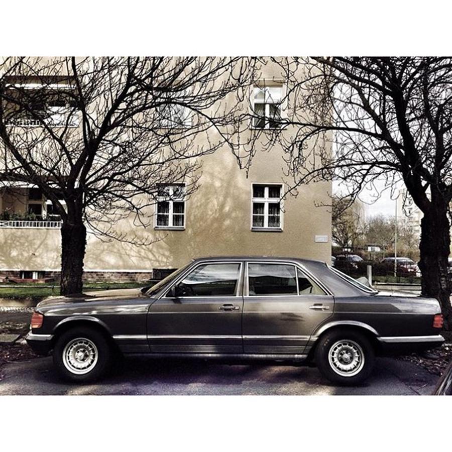 Vintage Photograph - Mercedes-benz 380 Se

#berlin by Berlinspotting BrlnSpttng