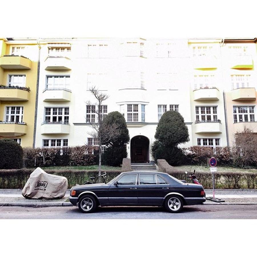 Vintage Photograph - Mercedes-benz 500 Sel

#berlin by Berlinspotting BrlnSpttng