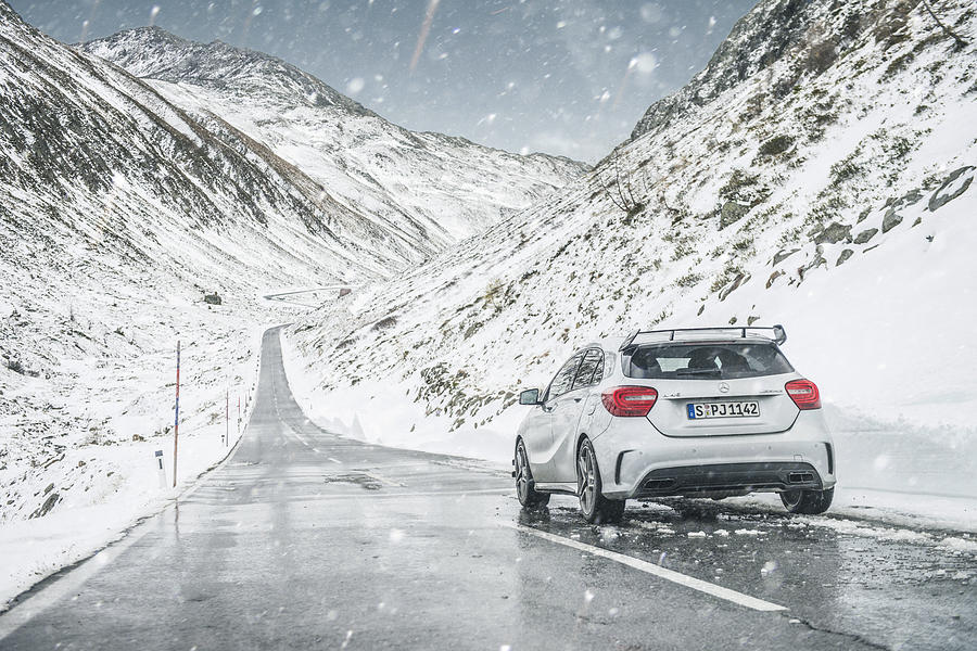 Mercedes Benz A45 Amg Snow