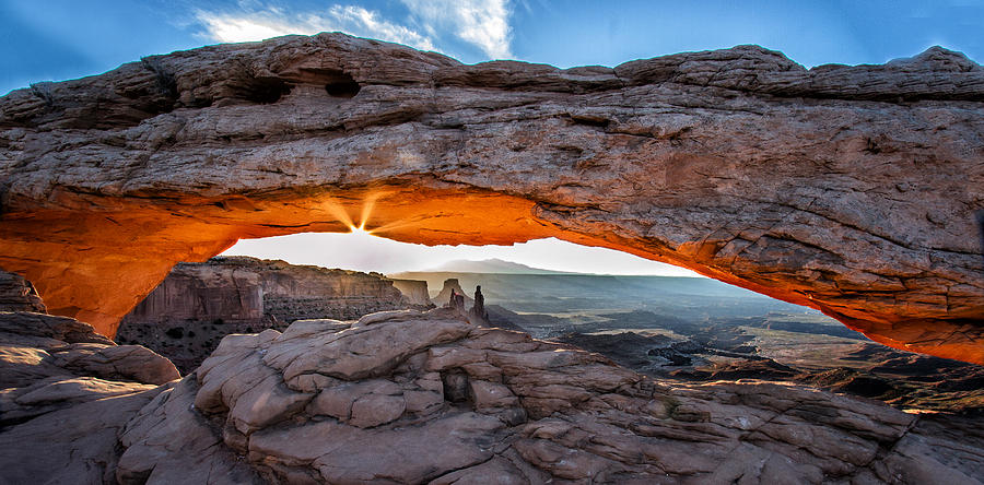 Mesa Arch 1458-4 Photograph by Deidre Elzer-Lento