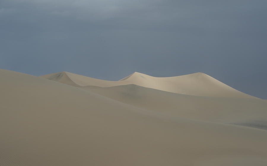Mesquite Flat Dunes Photograph by Catherine Lau