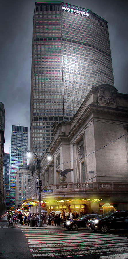 Met Life Building and Grand Central Station Photograph by Mark Andrew Thomas